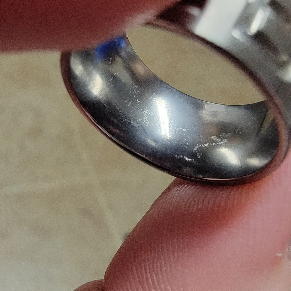 Titanium Unisex Wedding Engagement Band  Wide band RGEDELBE Script Size 6